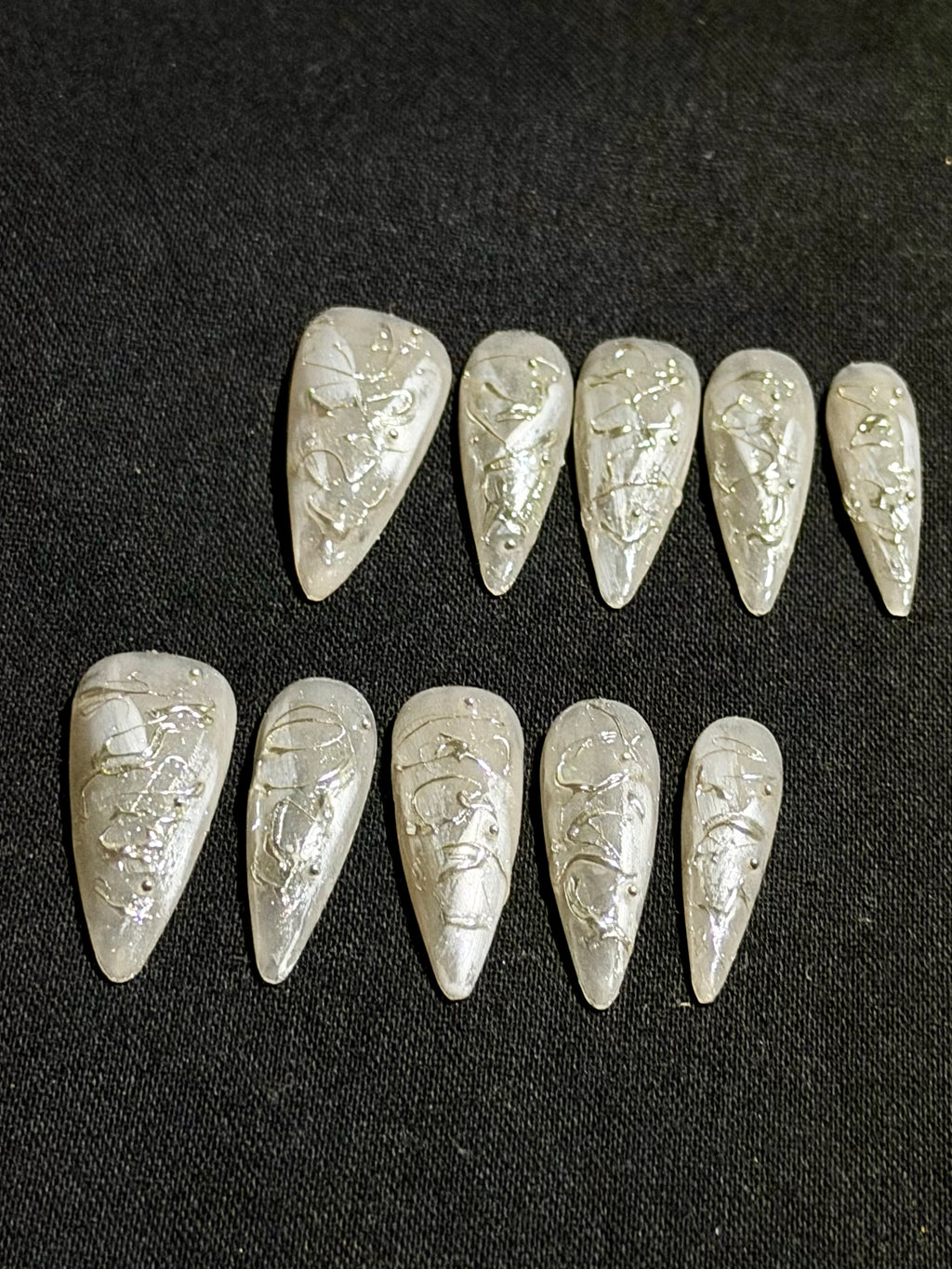 Throne of Silver – Celestial Shimmer Press-On Nails