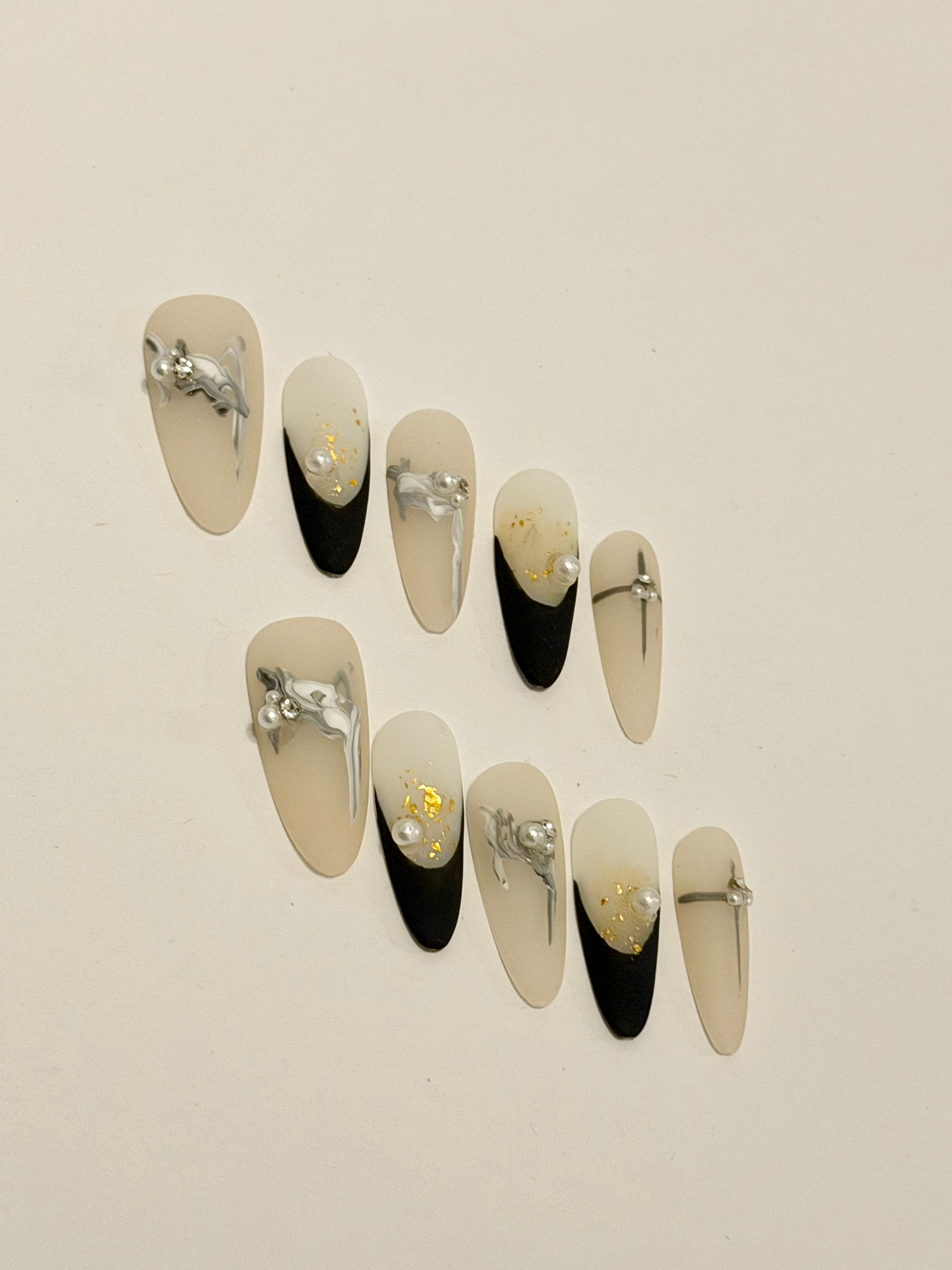 Midnight Elegance – Black Marble Press-On Nails with Gold Foil and Pearl Accents