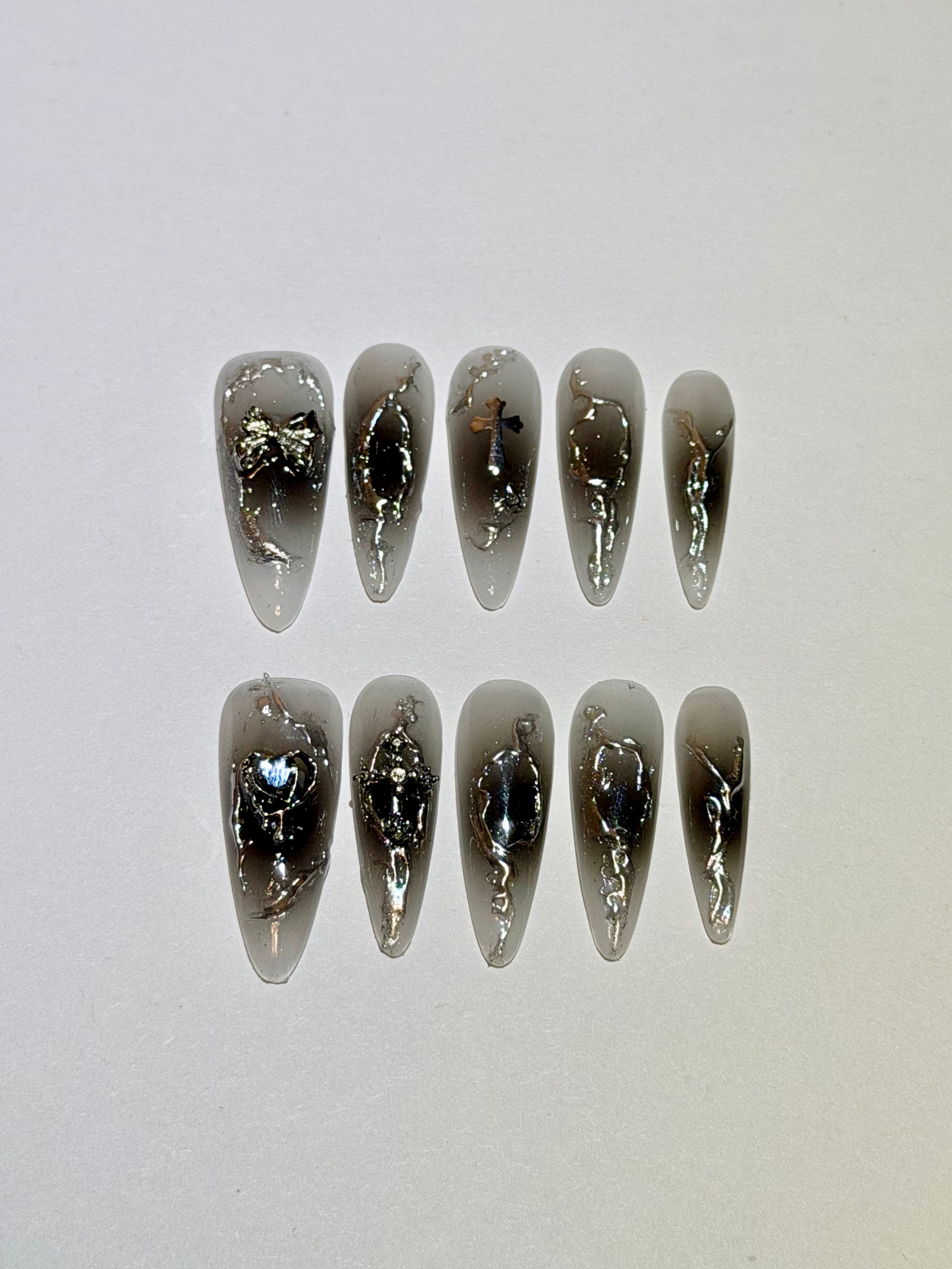 Silver Seraphim – Celestial Marble Press-On Nails
