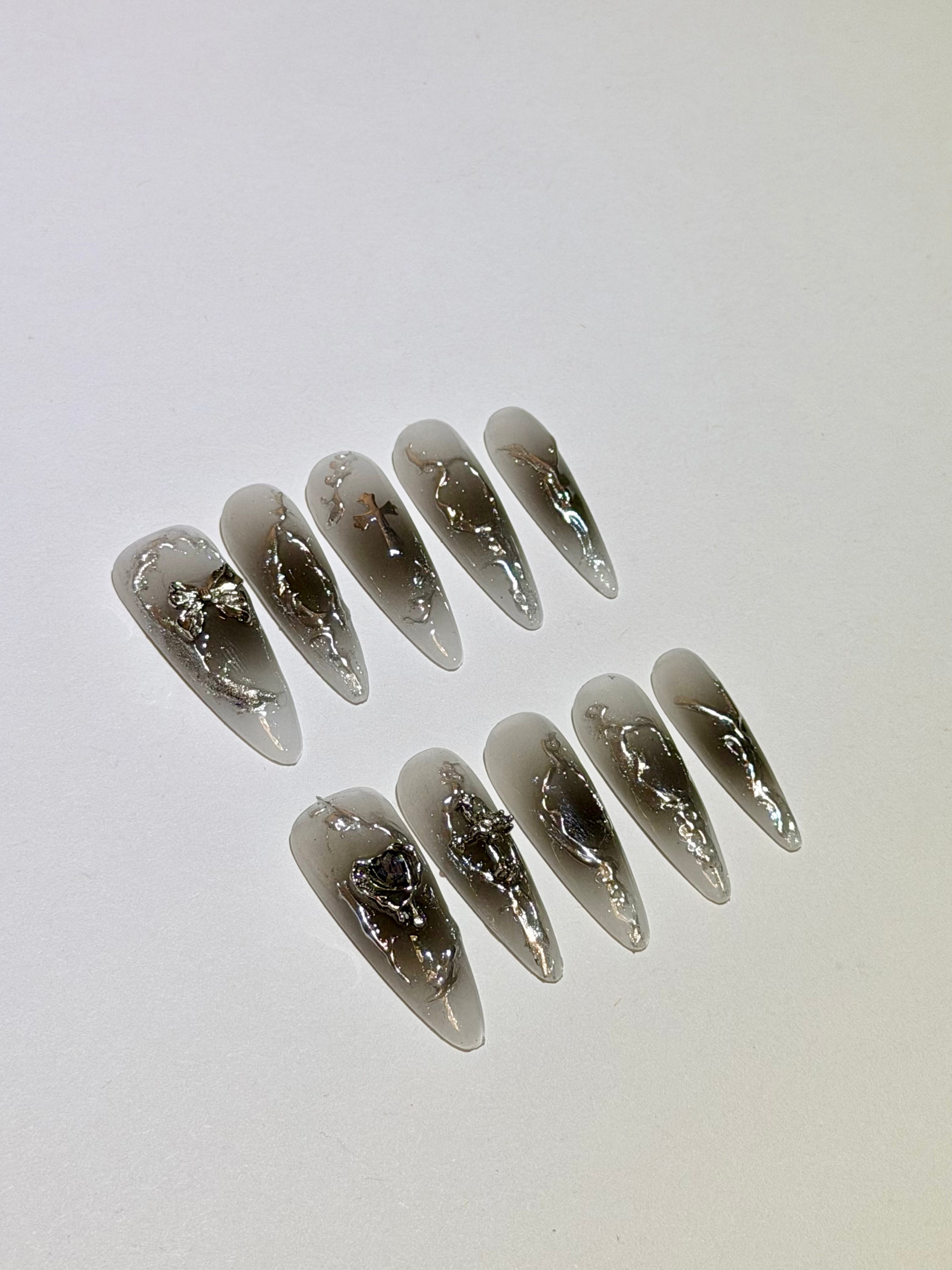 Silver Seraphim – Celestial Marble Press-On Nails