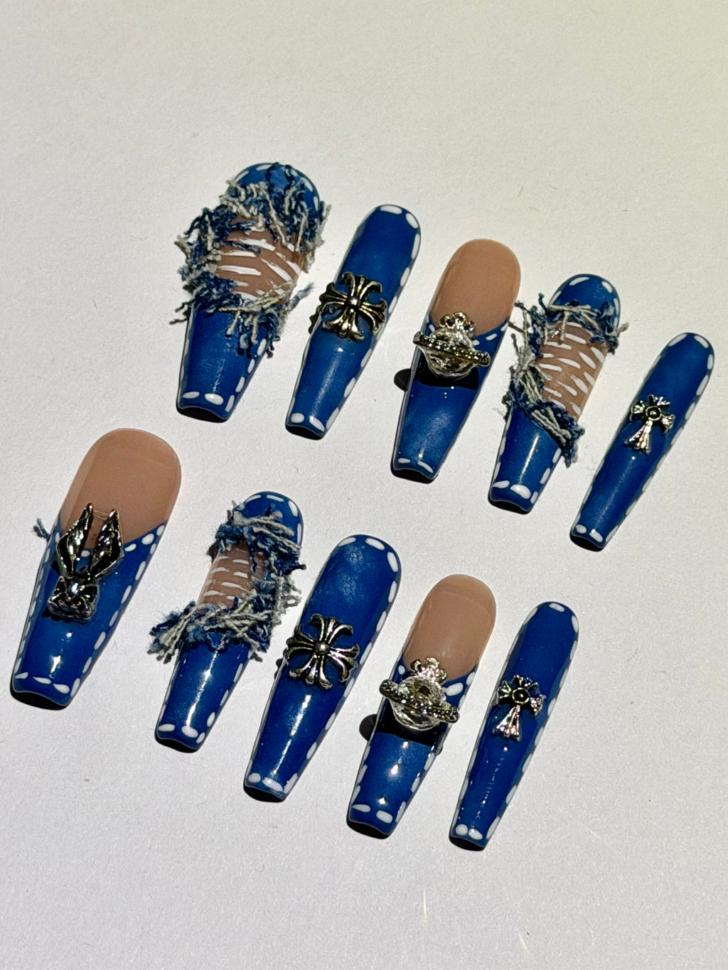 Armor of Faith – Silver Cross Press-On Nails