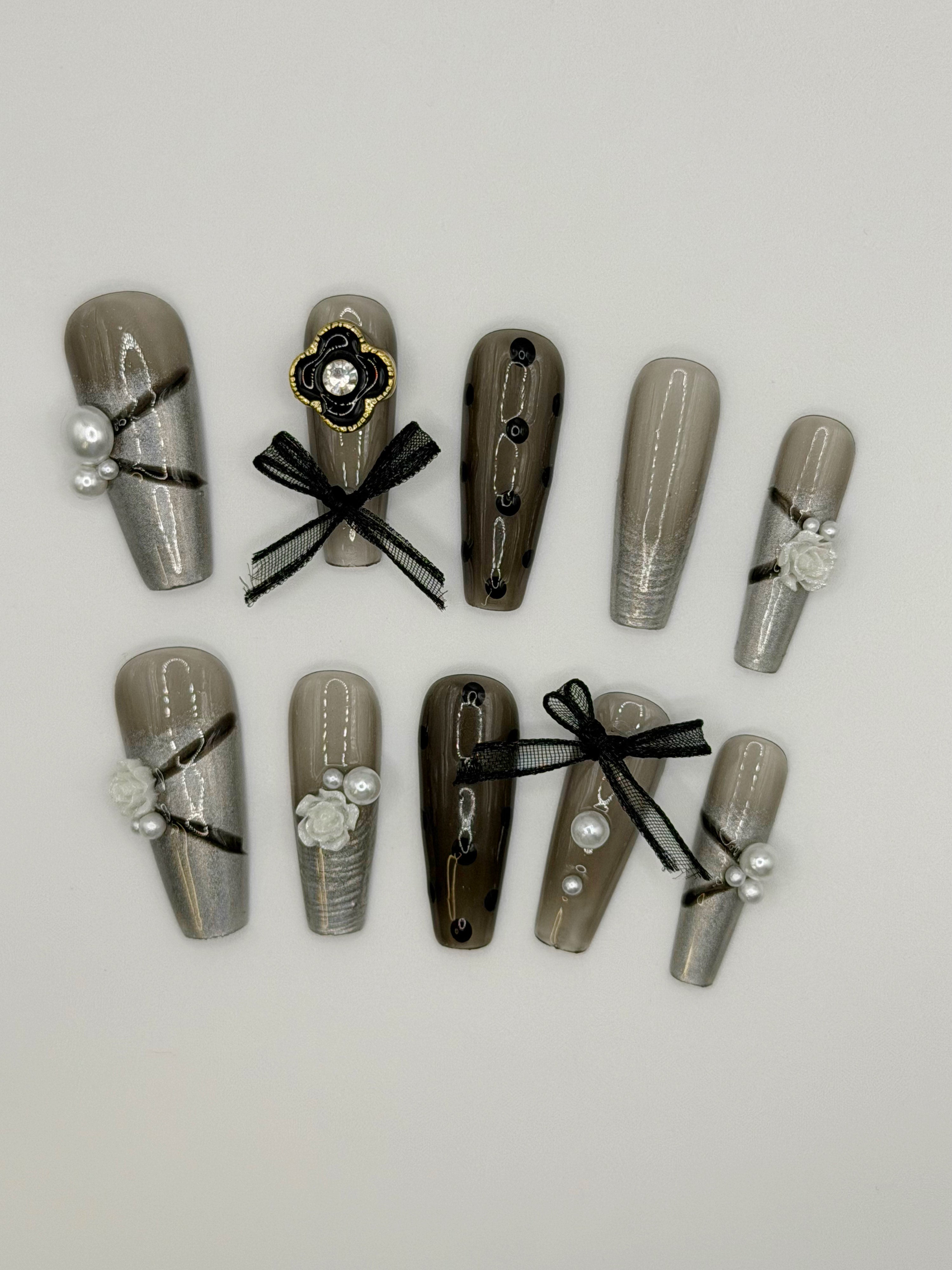 Lunar Lace – Holographic Pearl & Bow Press-On Nails