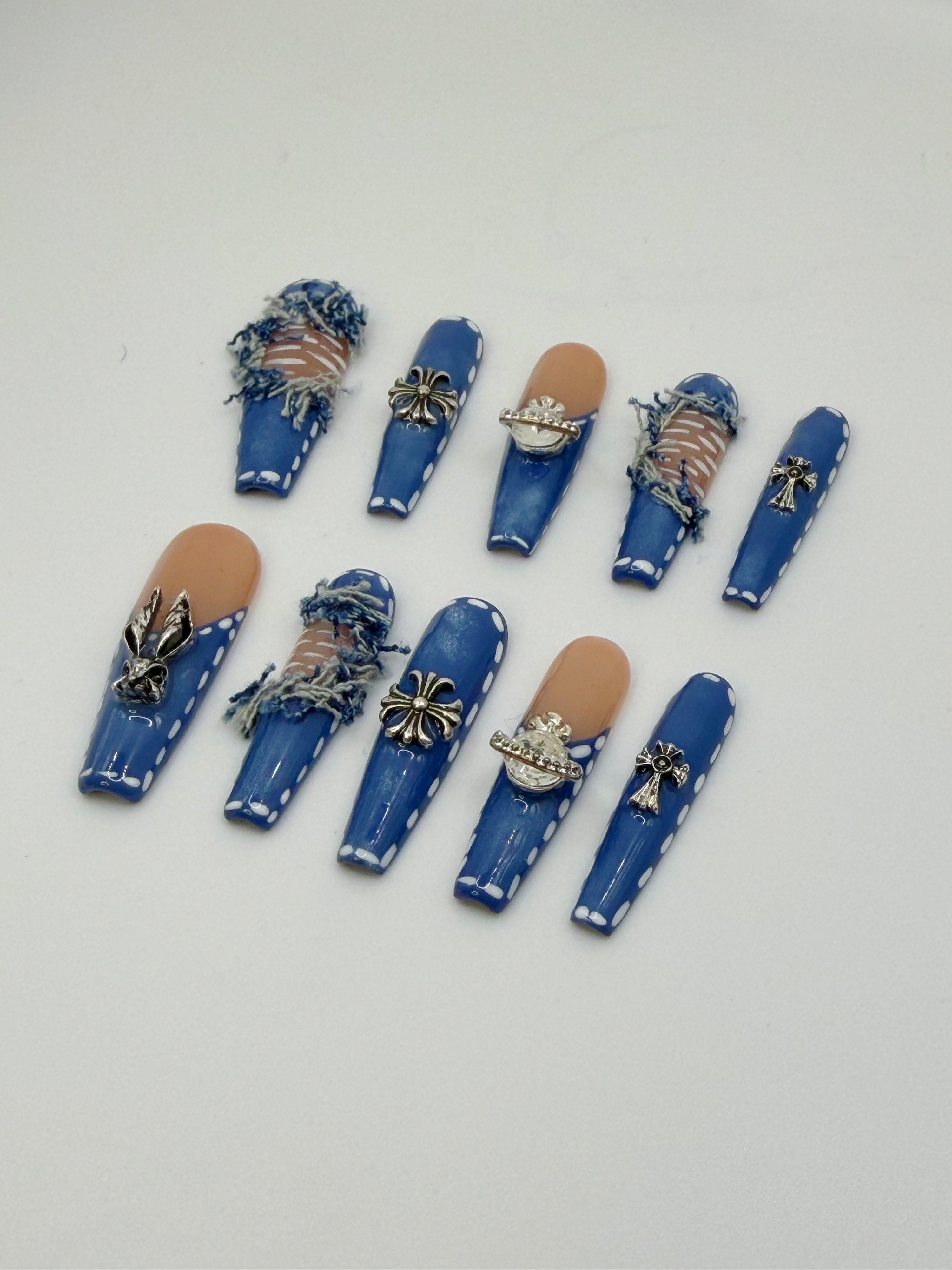 Armor of Faith – Silver Cross Press-On Nails