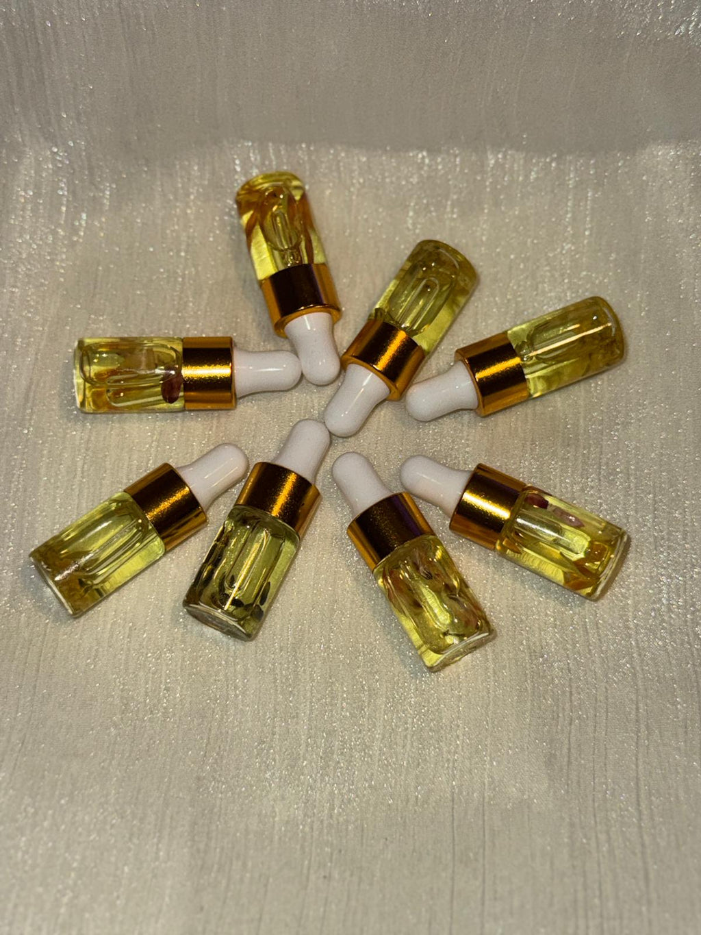 Revelation – Pearlescent Glow Nails