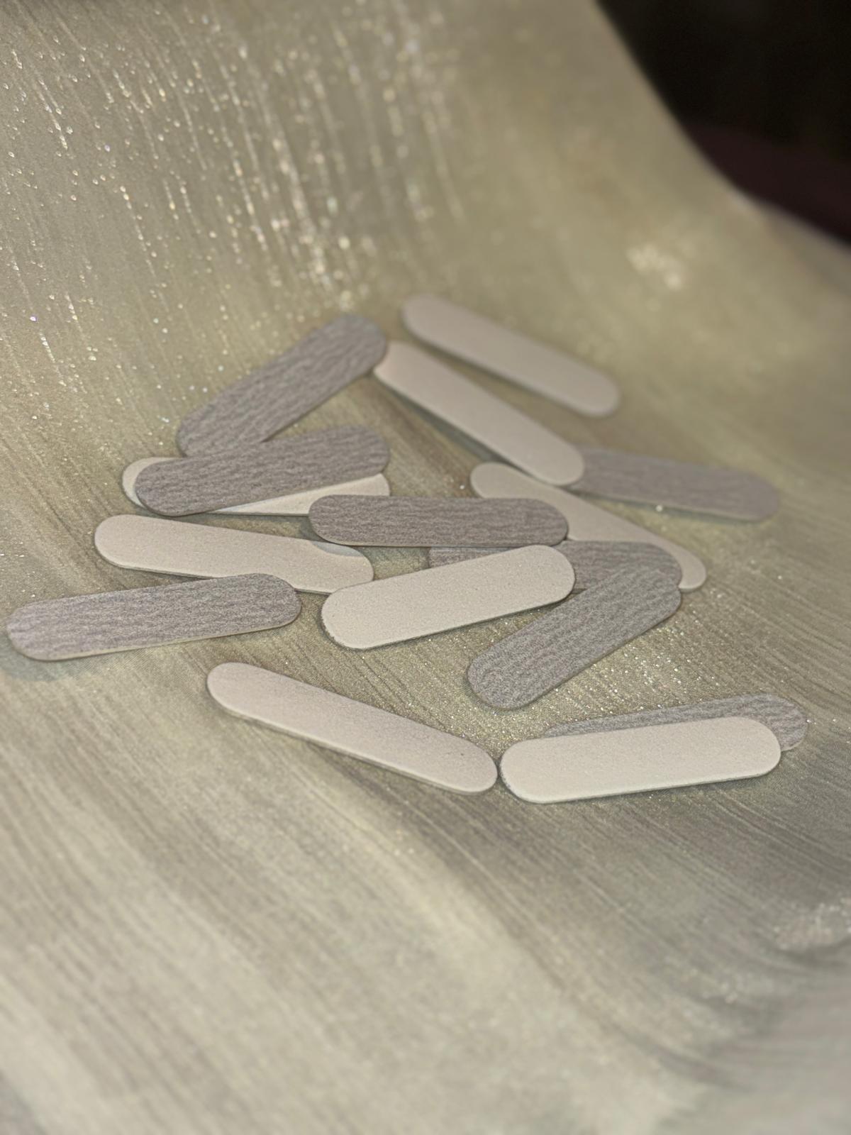 Revelation – Pearlescent Glow Nails