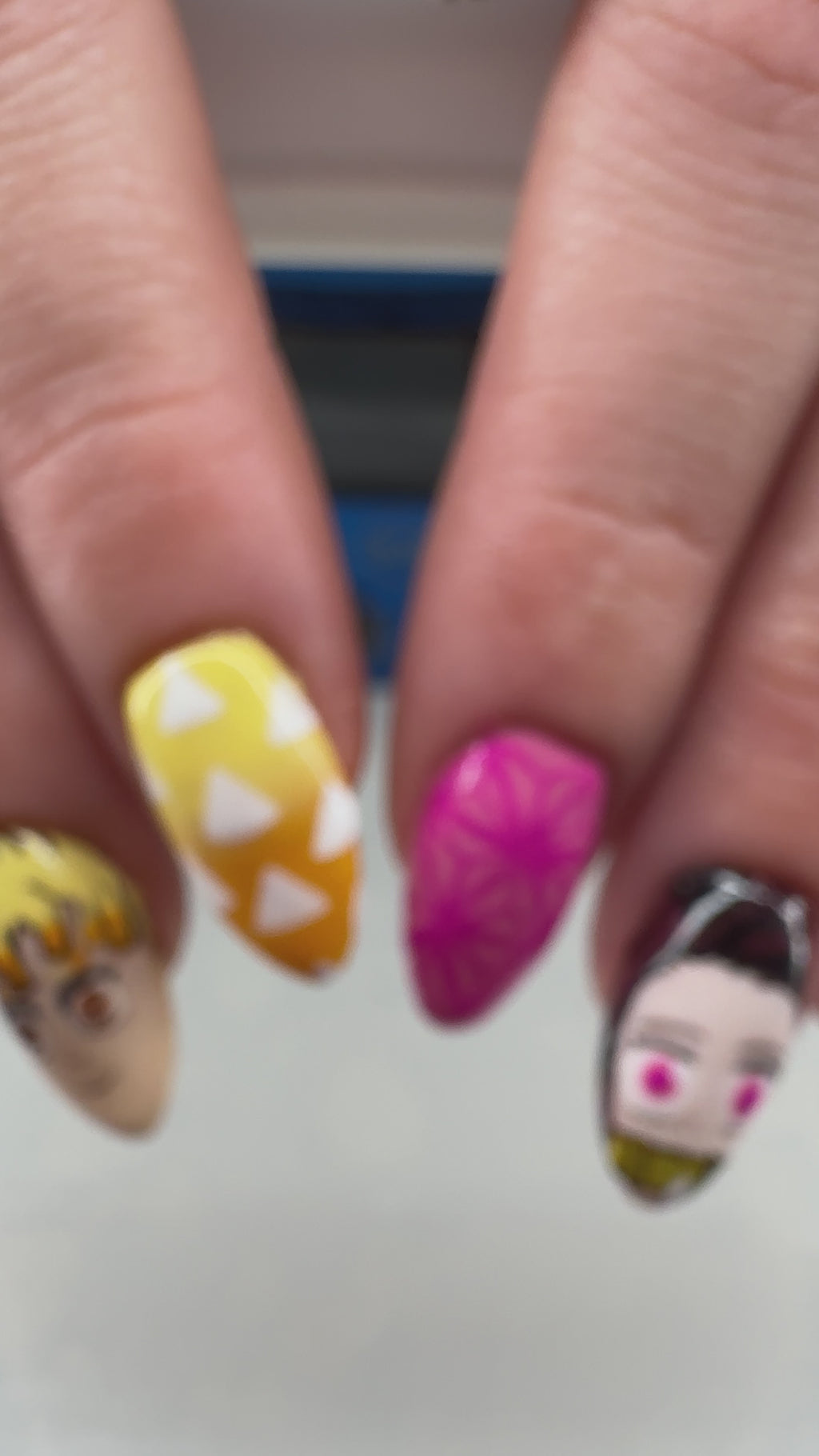 Regular Customizable Press-on Design