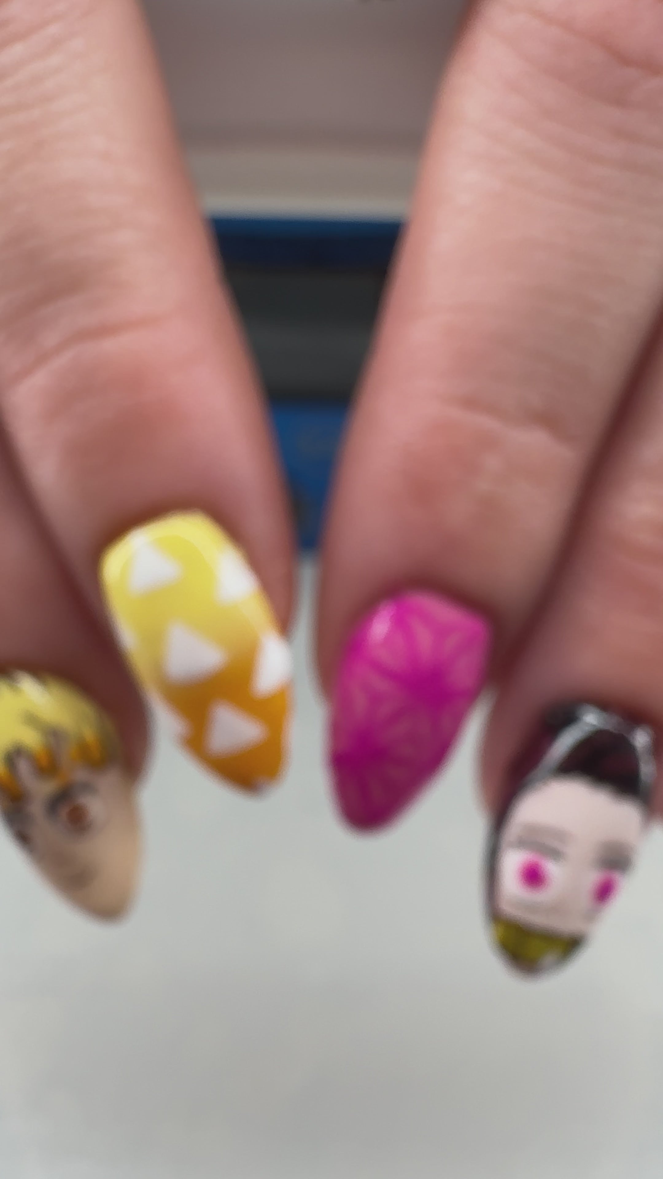 Regular Customizable Press-on Design